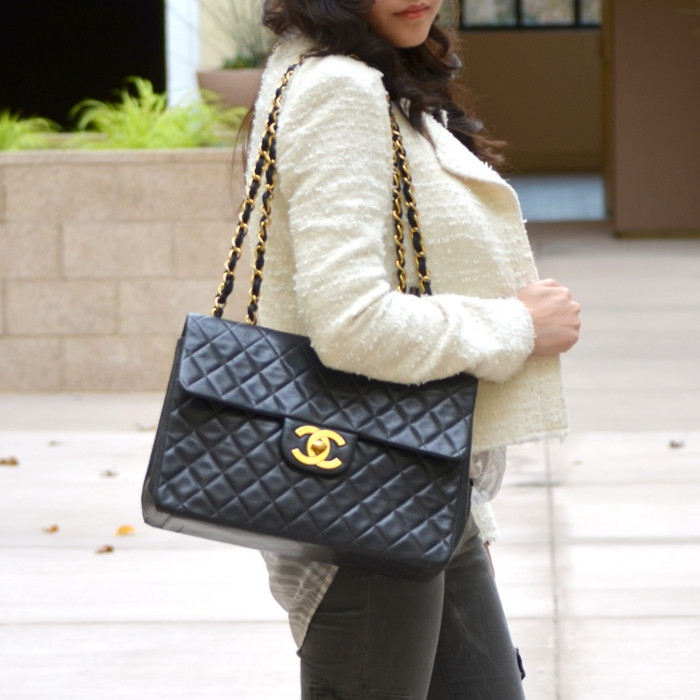 Vintage chanel jumbo discount xl flap bag