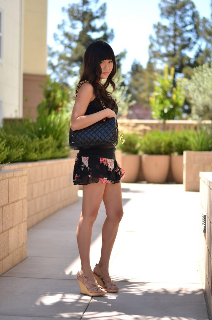 Summer Weekend Outfit - Chanel Tote and Skort - Lollipuff